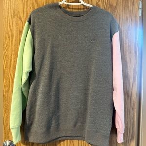 Women: Girls Hollister Crewneck